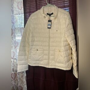 Tommy Hilfiger Women's Cream Puffer Jacket